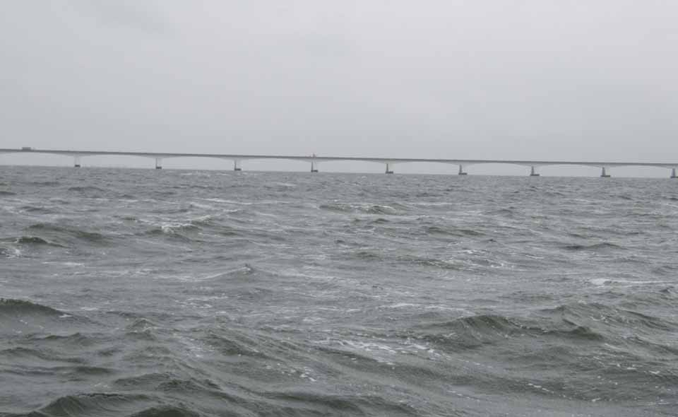 Zeelandbrugg, die fünf Kilometer lange Brücke über die Oosterschelde