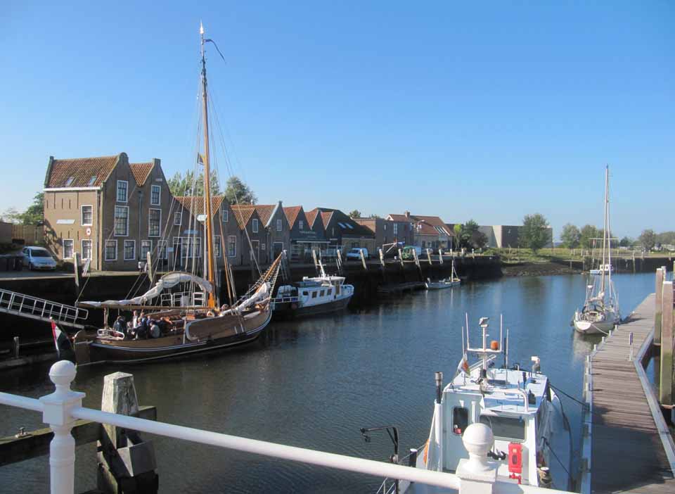 Tag 3: Zierikzee, endlich Sonne. Nachts hat es aufgeklart und ist entsprechend kalt, aber dafür ein wunderschöner Morgen