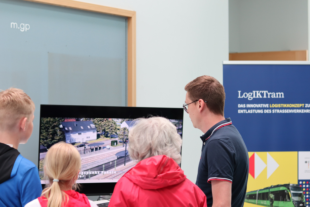 15.06.24_DSC_Campustag_LogIKTram3