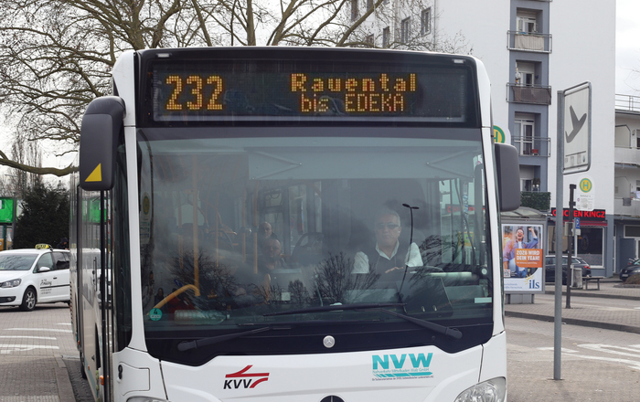 Bus 232 Rauental bis EDEKA