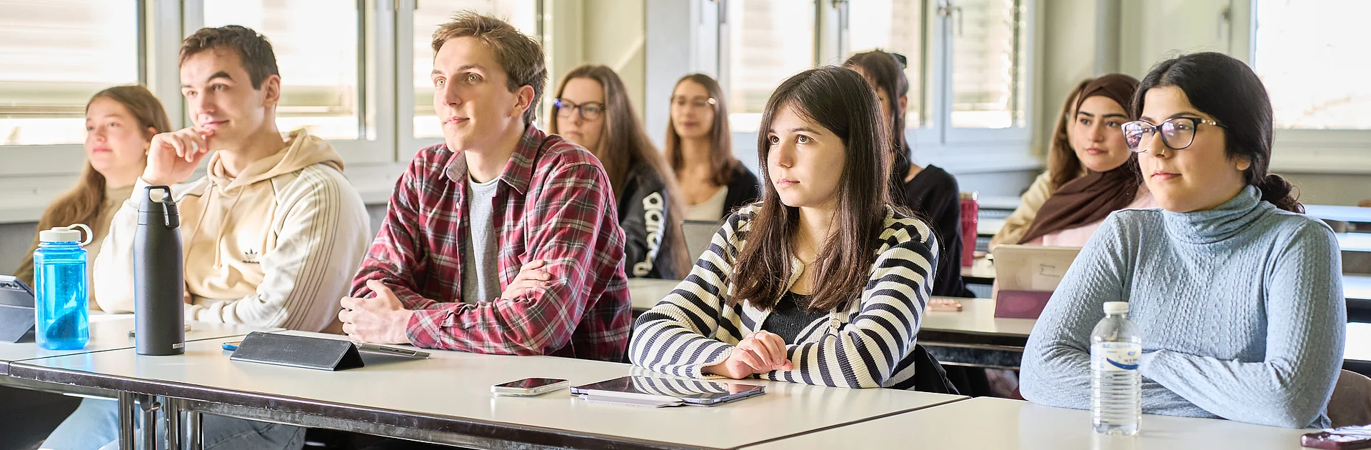 Studierende bei einer Vorlesung