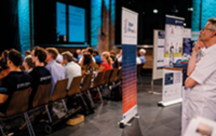 Der Stand der Hochschule Offenburg in der Reithalle