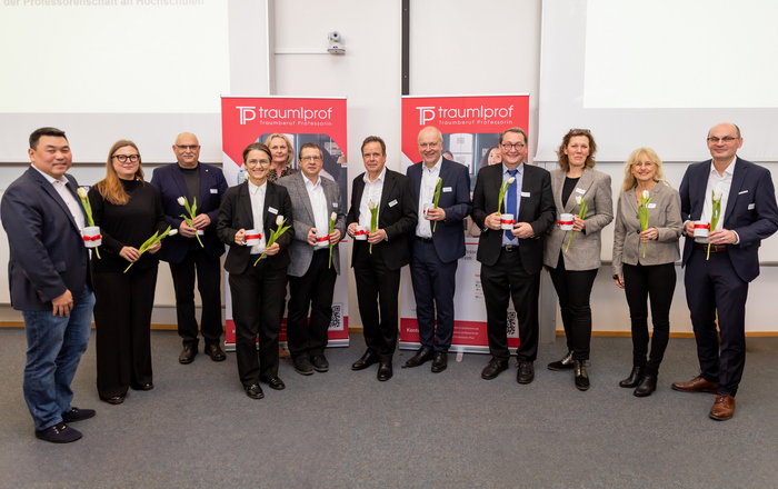 Gruppenfoto der Teilnehmenden der Podiumsdiskussion