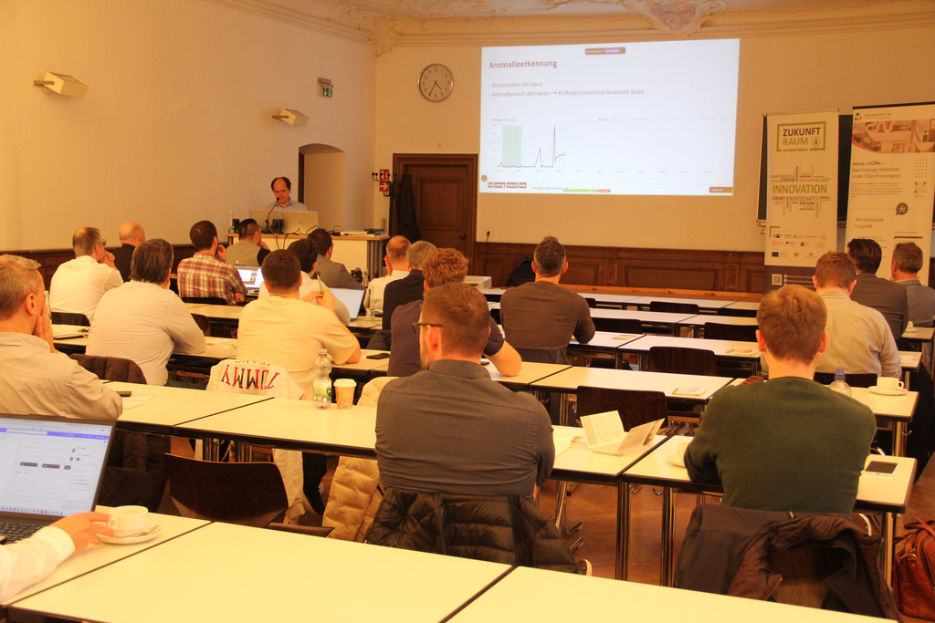 6._2025-11-18_PM_UZ_Lieferketten_Lau_Learning_Machines